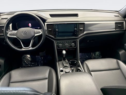 Used 2020 Volkswagen Atlas Cross Sport SEL image 14