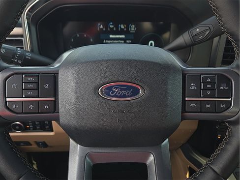 Used 2026 Ford F250 Lariat w/ Chrome Package image 19