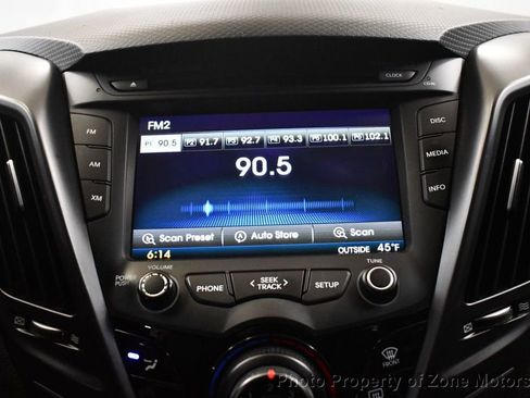 Used 2016 Hyundai Veloster Turbo image 32