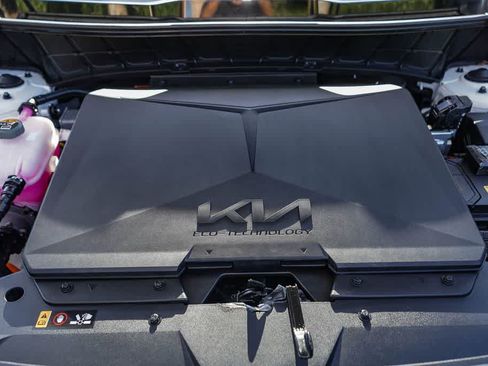 Used 2024 Kia Niro Wave w/ Wave Preserve Package FWD image 28