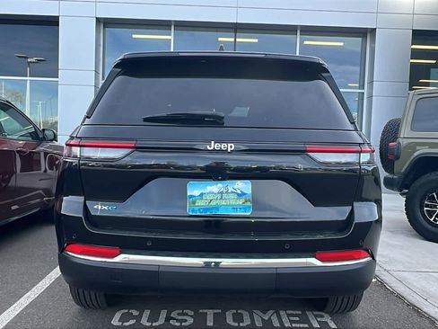 Used 2022 Jeep Grand Cherokee Limited 4xe image 6