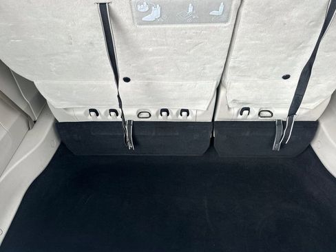 Used 2020 Chrysler Pacifica Touring-L w/ Premium Audio Group image 19