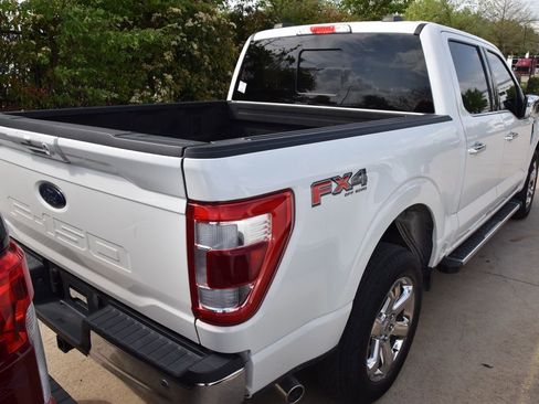 Used 2023 Ford F150 Lariat w/ Trailer Tow Package image 6