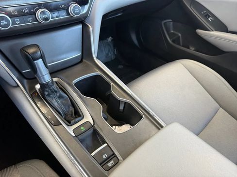 Used 2020 Honda Accord LX image 33