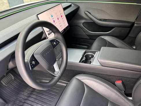 Used 2024 Tesla Model 3 Long Range image 9