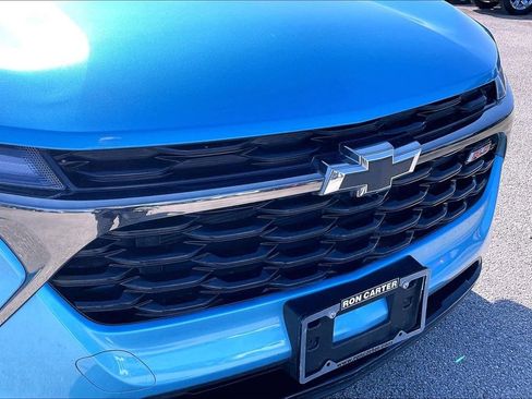 Used 2025 Chevrolet Trax RS w/ Driver Confidence Package image 34