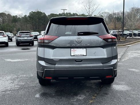 New 2026 Nissan Rogue SV image 7