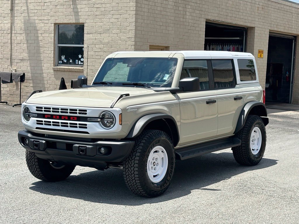 New 2026 Ford Bronco Heritage Edition AWD/4WD image 2