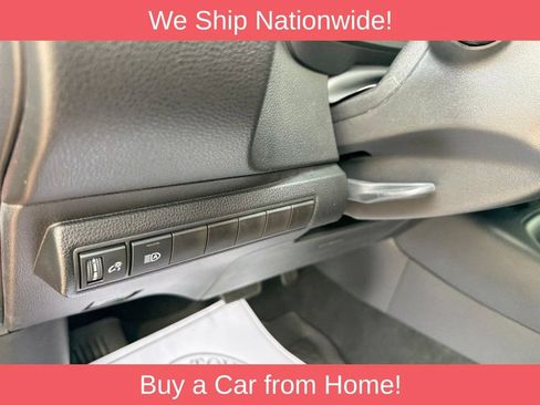 Used 2026 Toyota Corolla SE w/ SE Package FWD image 13