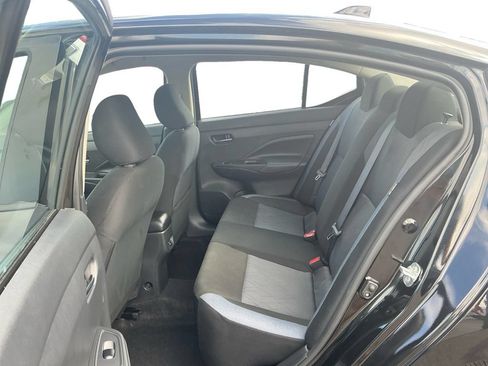 Used 2025 Nissan Versa SV FWD image 21