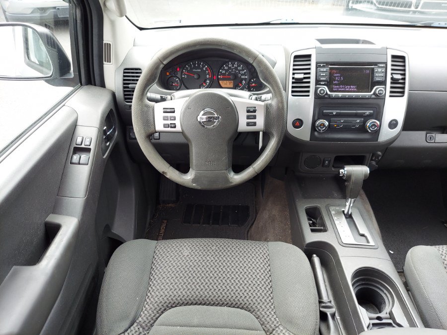 Used 2017 Nissan Frontier SV RWD image 10