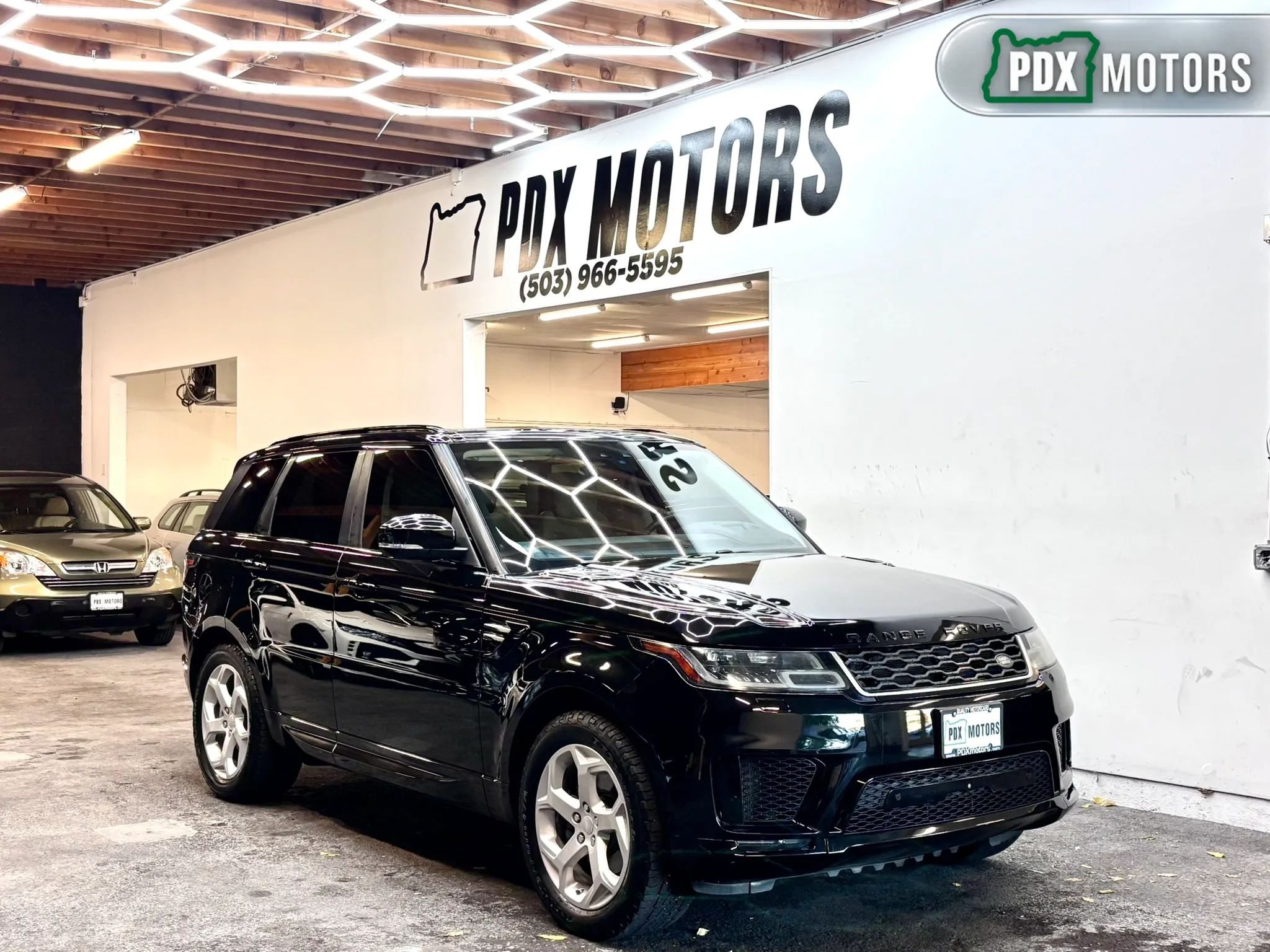 Used 2018 Land Rover Range Rover Sport HSE AWD/4WD image 1