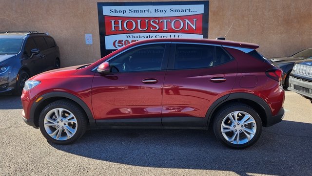 Used 2022 Buick Encore GX Preferred FWD image 1