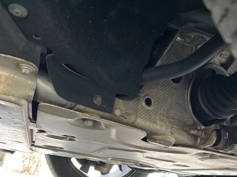 Used 2020 Land Rover Range Rover HSE image 28