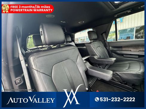 Used 2019 Ford Expedition Limited w/ Equipment Group 302A AWD/4WD image 28