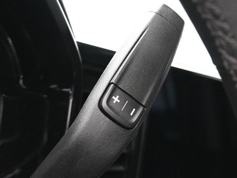 Used 2022 Chevrolet Silverado 1500 LT image 19