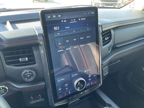 Used 2023 Ford Expedition Max Limited image 9