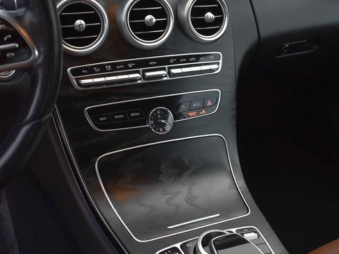 Used 2023 Mercedes-Benz C 300 4MATIC Cabriolet image 22