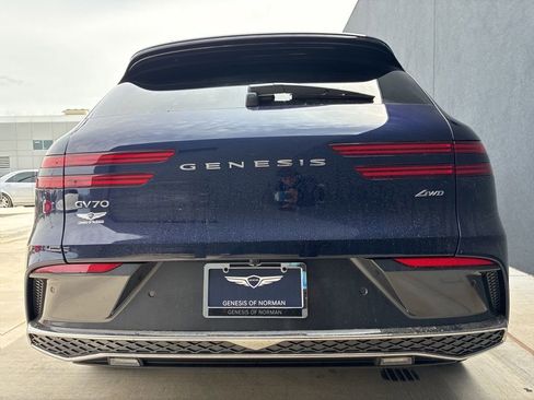 New 2026 Genesis GV70 2.5T Advanced AWD/4WD image 5