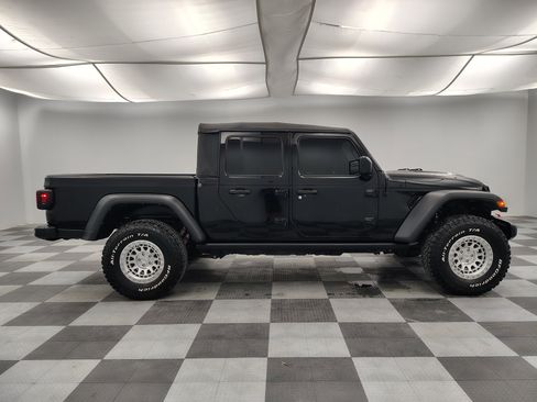 Used 2023 Jeep Gladiator Mojave image 12
