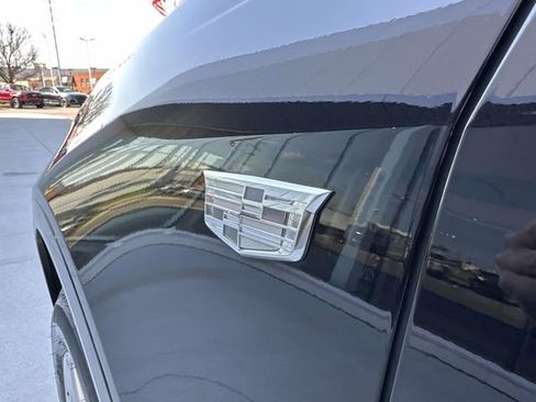 Certified 2023 Cadillac XT5 Luxury image 11