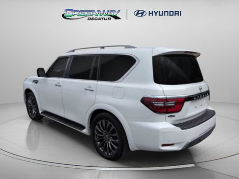 Used 2023 Nissan Armada Platinum w/ Captain's Chairs Package RWD image 6