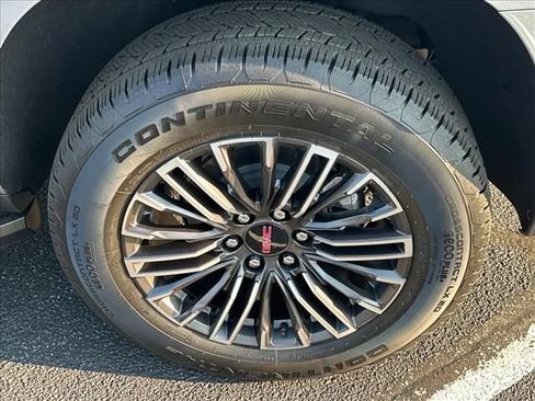 New 2026 GMC Yukon XL Elevation w/ Elevation Premium Package AWD/4WD image 17