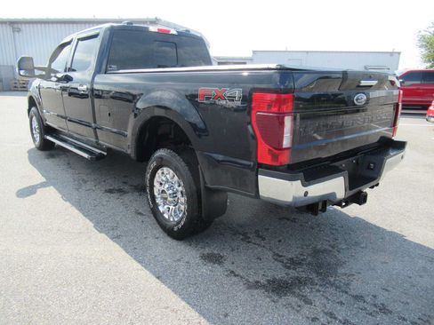Used 2021 Ford F350 XLT w/ XLT Premium Package AWD/4WD image 7
