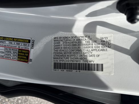 Used 2023 Honda Odyssey EX-L image 25