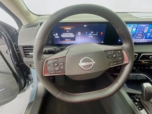 New 2026 Nissan Sentra SR w/ SR Premium Package FWD image 8