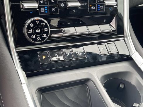 New 2026 Nissan Armada Platinum Reserve AWD/4WD image 32