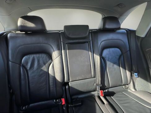 Used 2017 Audi Q5 2.0T Premium Plus w/ Technology Package image 15