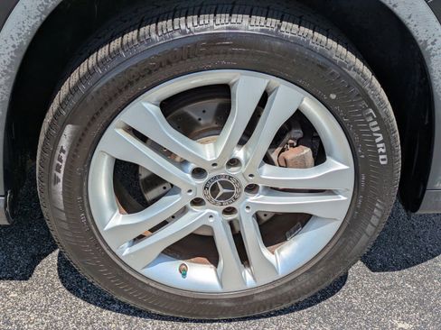 Used 2019 Mercedes-Benz GLA 250 4MATIC image 8
