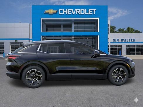 New 2026 Chevrolet Equinox EV LT image 6