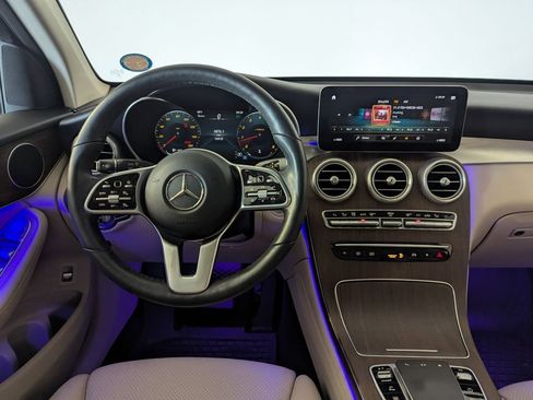 Used 2020 Mercedes-Benz GLC 300 image 6