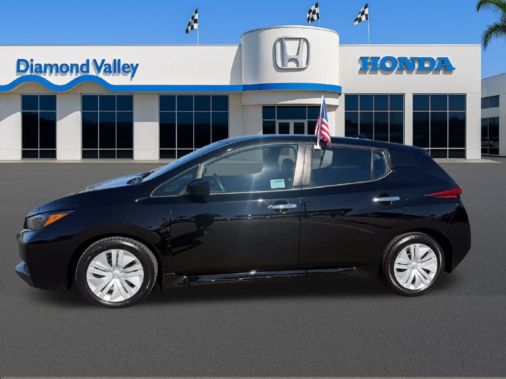 Used 2024 Nissan Leaf S FWD image 8