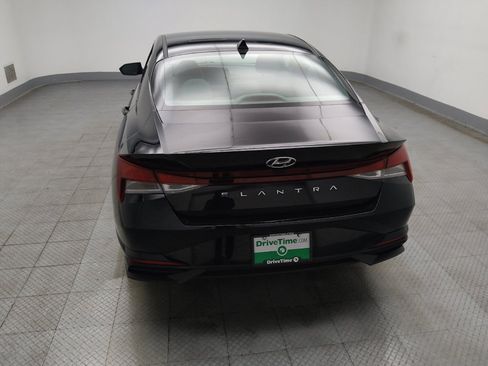 Used 2023 Hyundai Elantra SEL w/ Convenience Package FWD image 6