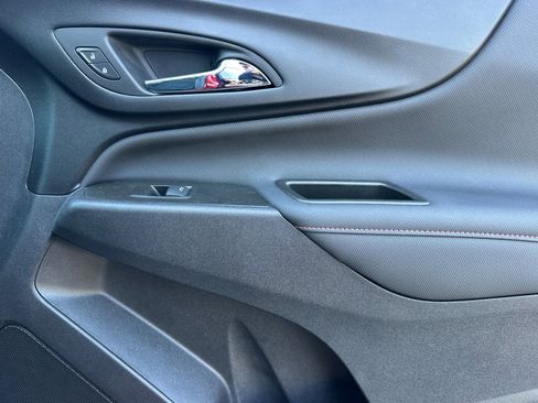 Used 2024 Chevrolet Equinox RS w/ RS Leather Package image 21