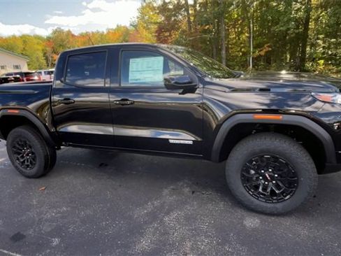 New 2026 GMC Canyon Elevation w/ Convenience Package image 2