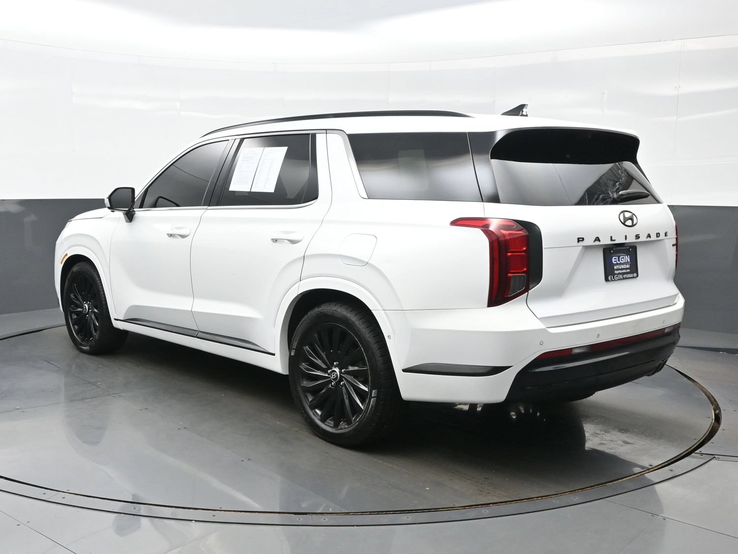 Certified 2024 Hyundai Palisade Calligraphy AWD/4WD image 4