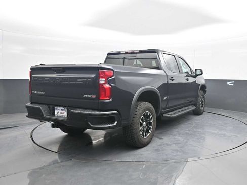 Used 2022 Chevrolet Silverado 1500 ZR2 w/ Technology Package AWD/4WD image 7