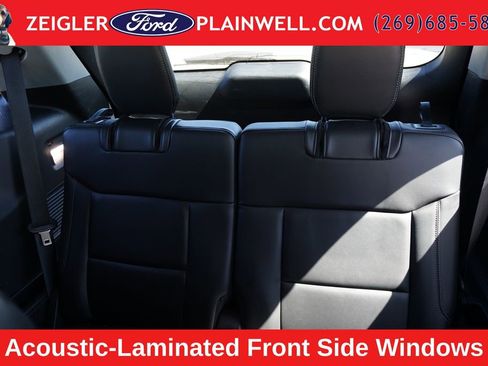 Used 2023 Ford Explorer XLT w/ Equipment Group 202A AWD/4WD image 13