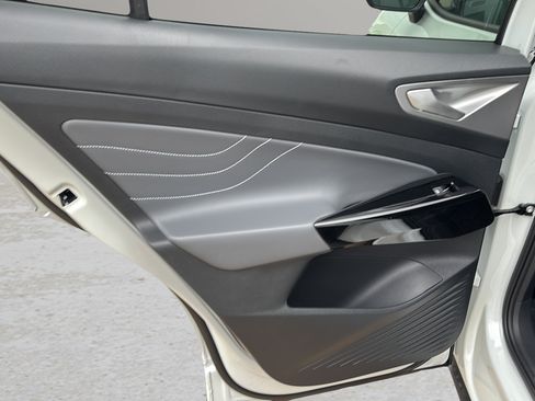 New 2026 Volkswagen ID.4 Pro S RWD image 14