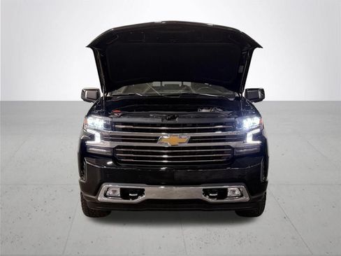 Certified 2022 Chevrolet Silverado 1500 High Country w/ Z71 Off-Road Package AWD/4WD image 5