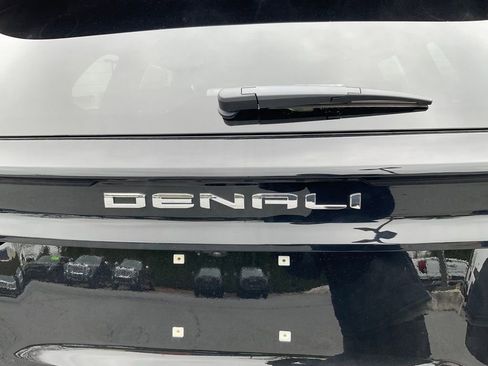 New 2026 GMC Acadia Denali w/ Super Cruise Package AWD/4WD image 33