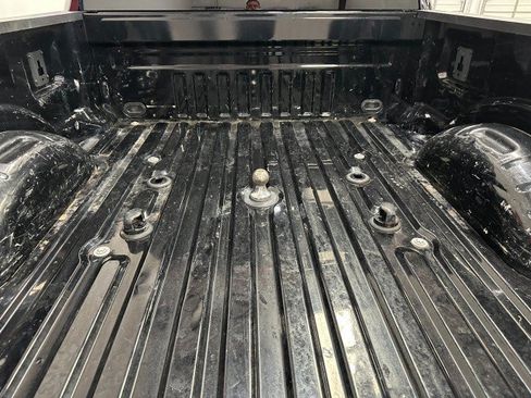 Used 2019 Ford F250 Platinum w/ FX4 Off-Road Package AWD/4WD image 22