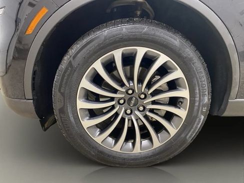 Certified 2023 Lincoln Aviator AWD w/ Premium Package image 25