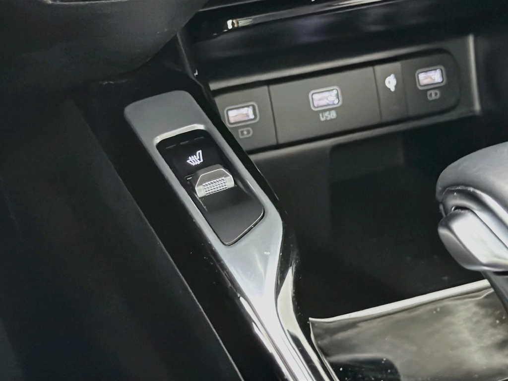 Used 2023 Kia Sorento SX FWD image 25
