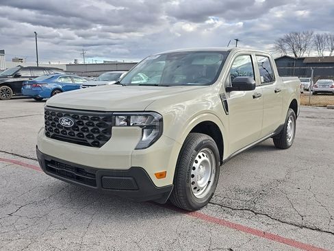 Used 2025 Ford Maverick XL w/ 4K Tow Package image 3