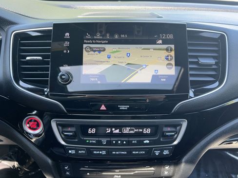 Used 2021 Honda Pilot Black Edition image 28